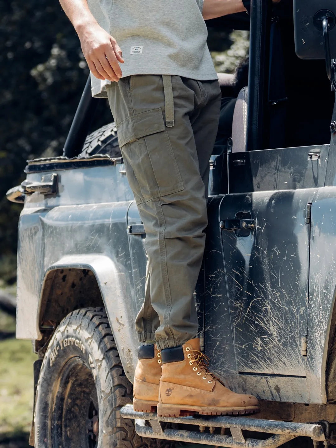 Loose Tapered Cargo Pants – 100% Cotton